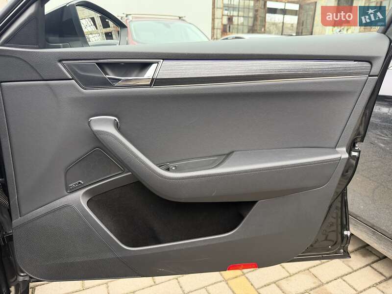 Універсал Skoda Superb 2021 в Львові