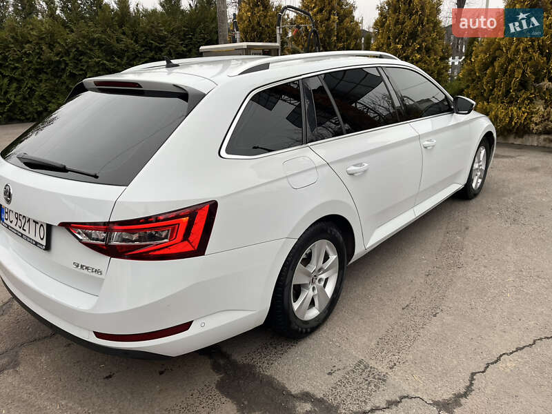 Универсал Skoda Superb 2016 в Шептицькому фото 7 Универсал Skoda Superb 2016 в Шептицькому