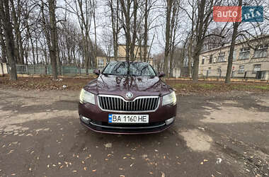 Ліфтбек Skoda Superb 2014 в Дніпрі