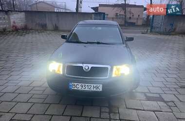 Лифтбек Skoda Superb 2006 в Львове