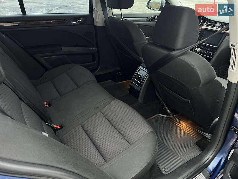 Лифтбек Skoda Superb 2008 в Ужгороде