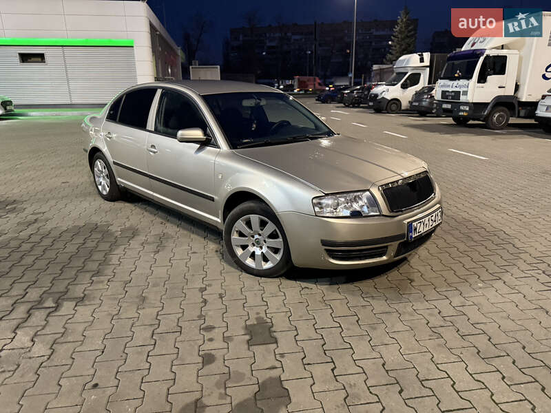 Skoda Superb 2005 Skoda Superb 2005