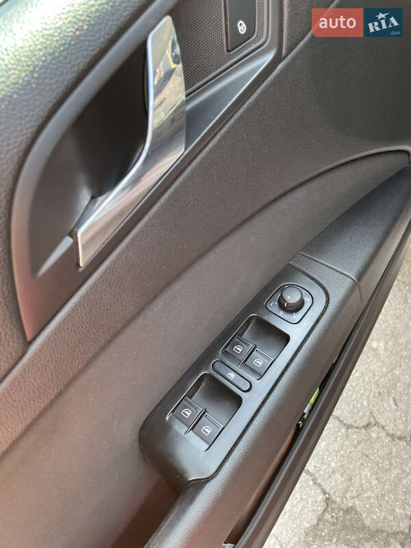 Универсал Skoda Superb 2010 в Тернополе