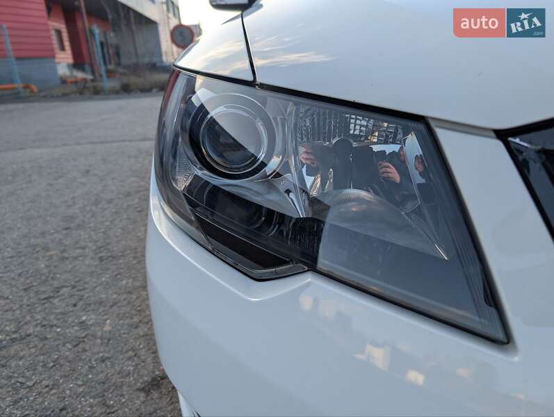 Ліфтбек Skoda Superb 2013 в Харкові