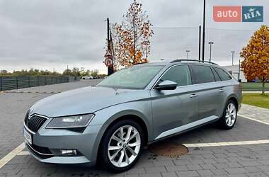 Універсал Skoda Superb 2015 в Мукачевому