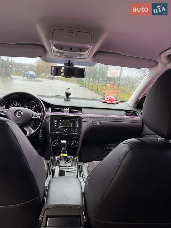 Ліфтбек Skoda Superb 2013 в Звягелі