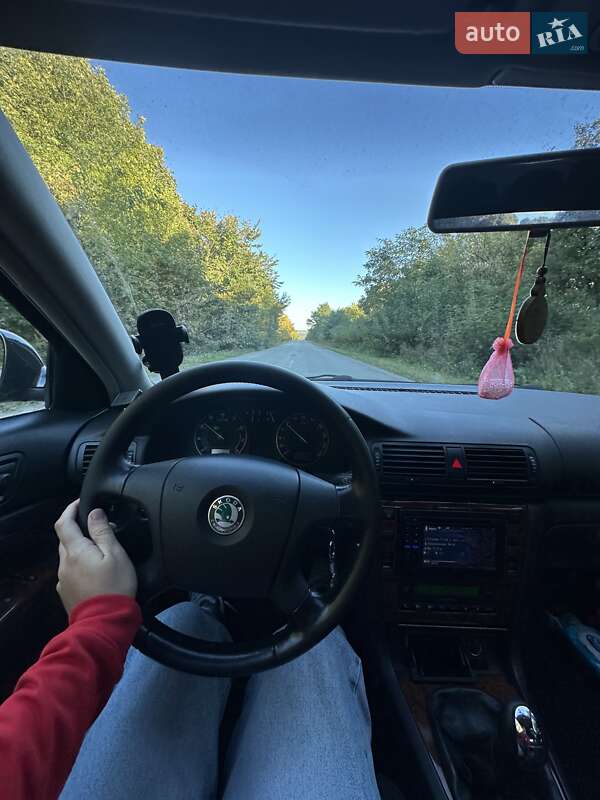 Лифтбек Skoda Superb 2006 в Каменец-Подольском