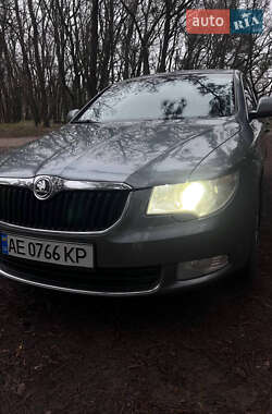 Лифтбек Skoda Superb 2008 в Днепре