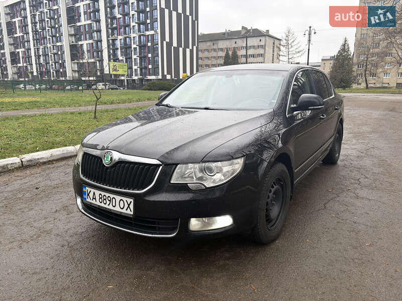 Skoda Superb 2011 Skoda Superb 2011