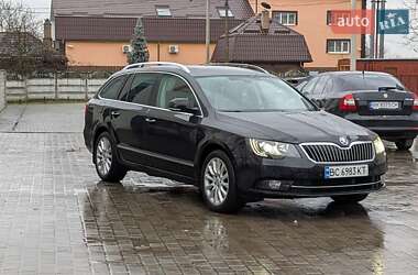 Універсал Skoda Superb 2013 в Кореці