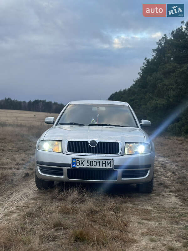 Лифтбек Skoda Superb 2003 в Владимирце фото 2 Лифтбек Skoda Superb 2003 в Владимирце