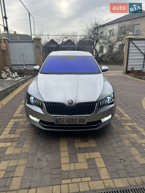 Лифтбек Skoda Superb 2015 в Балте фото Лифтбек Skoda Superb 2015 в Балте