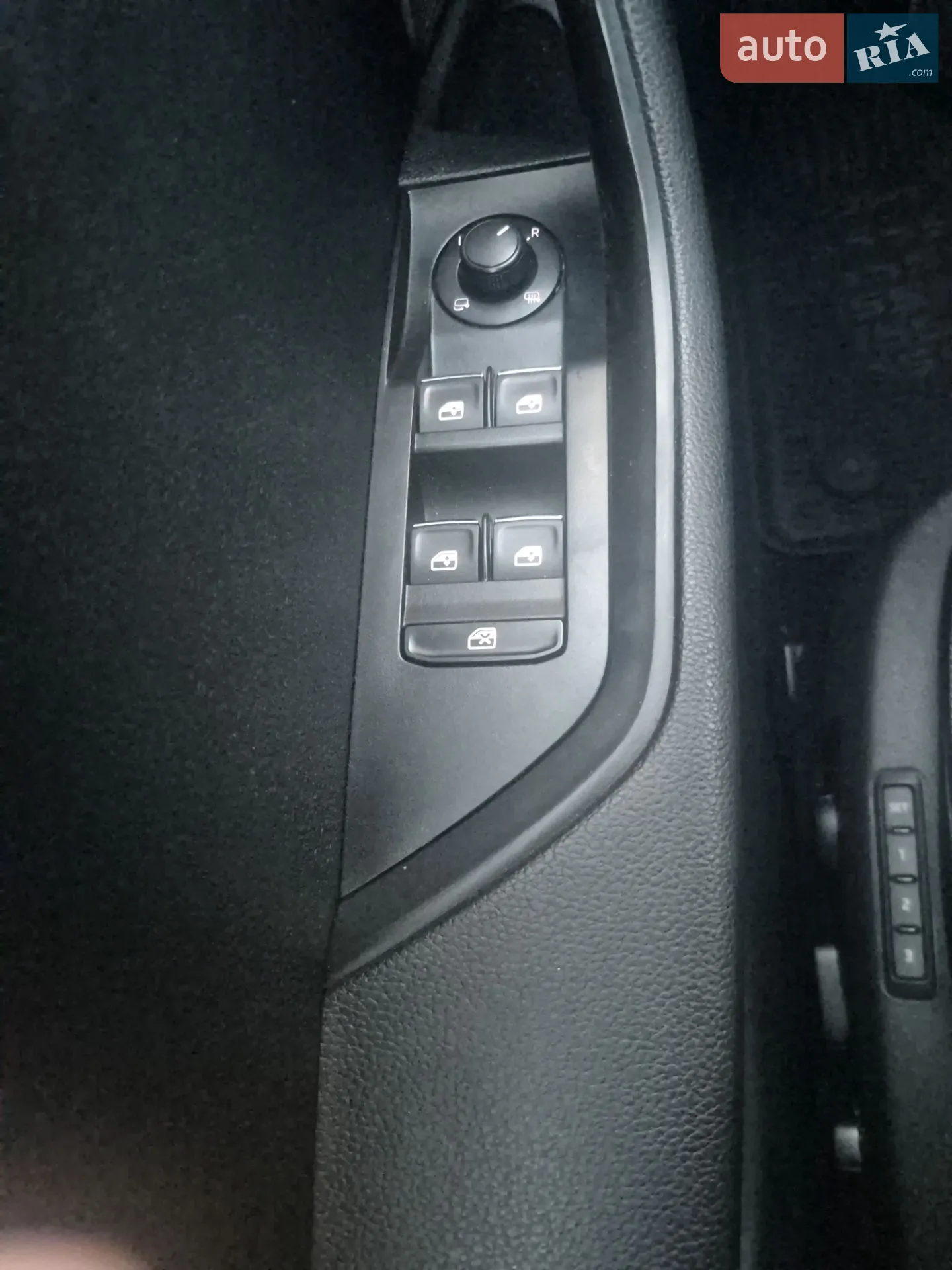 2016 Skoda Superb - мініатюра 24