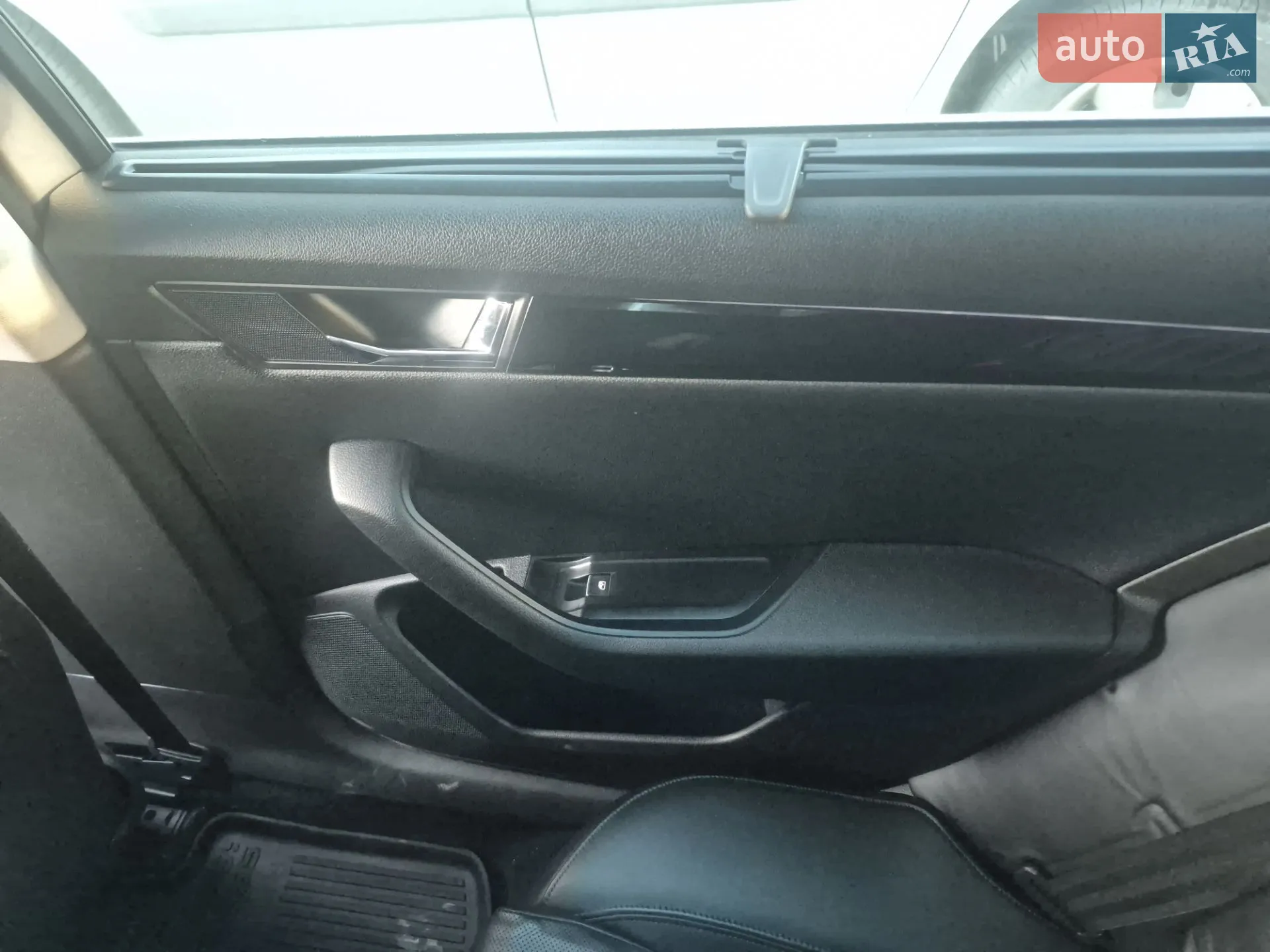 2016 Skoda Superb - мініатюра 37