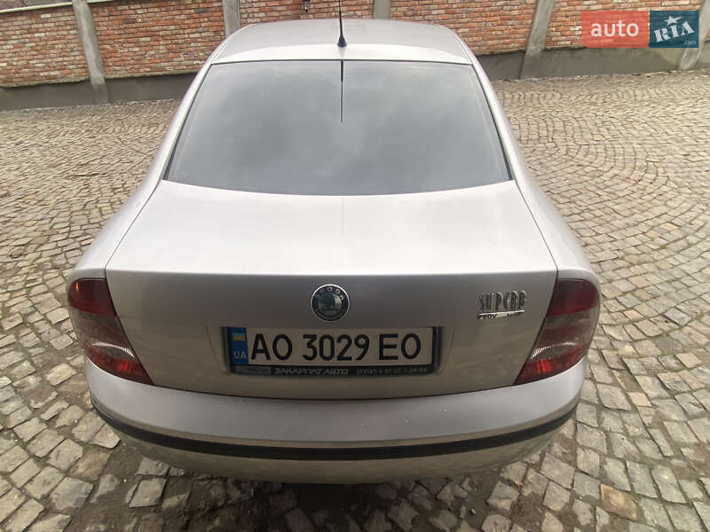 Лифтбек Skoda Superb 2006 в Мукачево фото 6 Лифтбек Skoda Superb 2006 в Мукачево