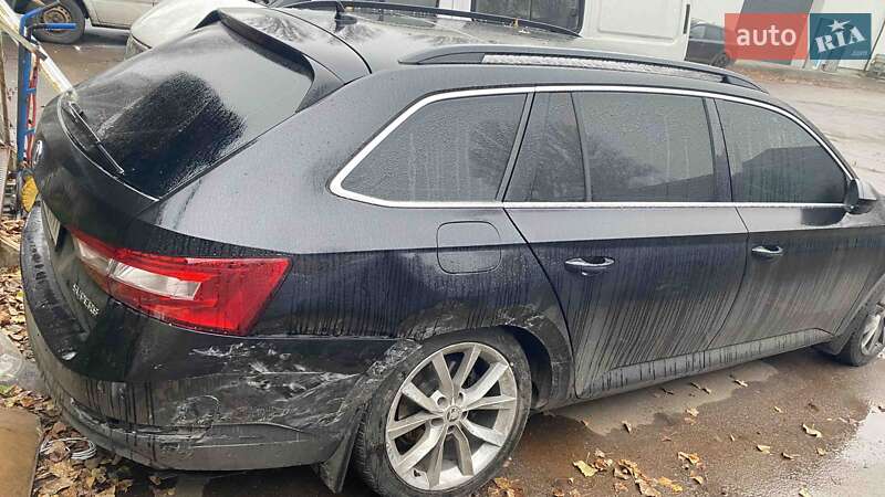 Универсал Skoda Superb 2016 в Киеве