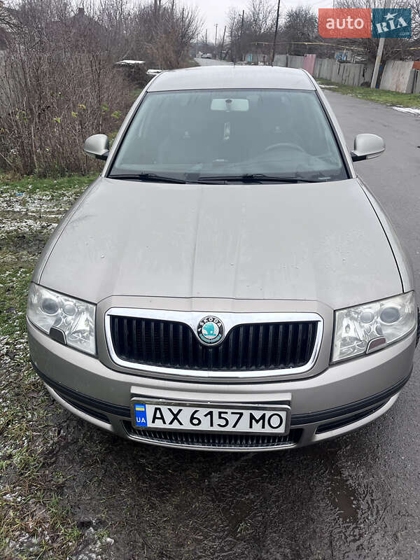 Skoda Superb 2008