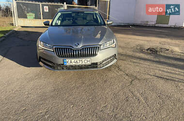 Ліфтбек Skoda Superb 2019 в Києві