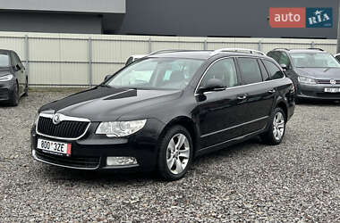 Универсал Skoda Superb 2011 в Мукачево