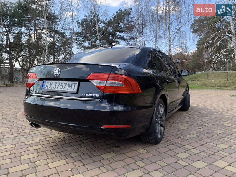 Лифтбек Skoda Superb 2013 в Харькове