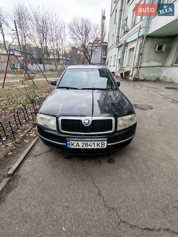 Skoda Superb 2002