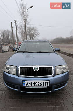 Лифтбек Skoda Superb 2004 в Киеве