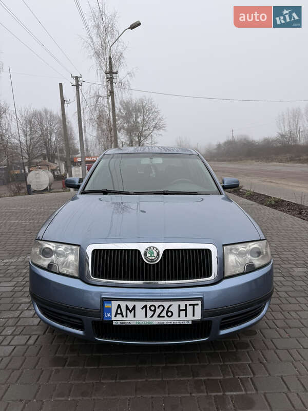 Skoda Superb 2004 Skoda Superb 2004