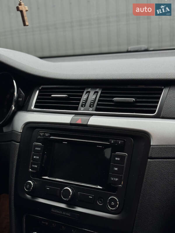 Универсал Skoda Superb 2013 в Тернополе