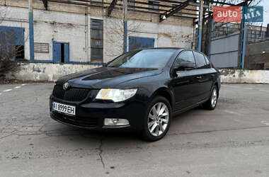 Лифтбек Skoda Superb 2008 в Киеве