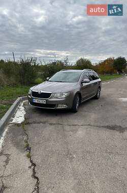 Універсал Skoda Superb 2010 в Калуші