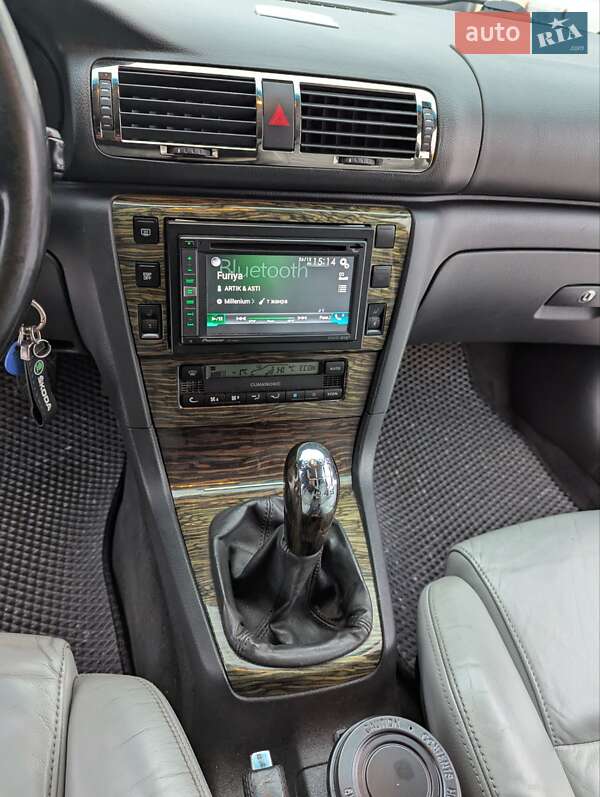 Лифтбек Skoda Superb 2007 в Луцке