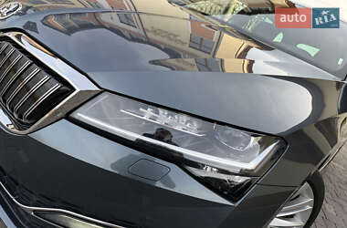 Універсал Skoda Superb 2020 в Дрогобичі