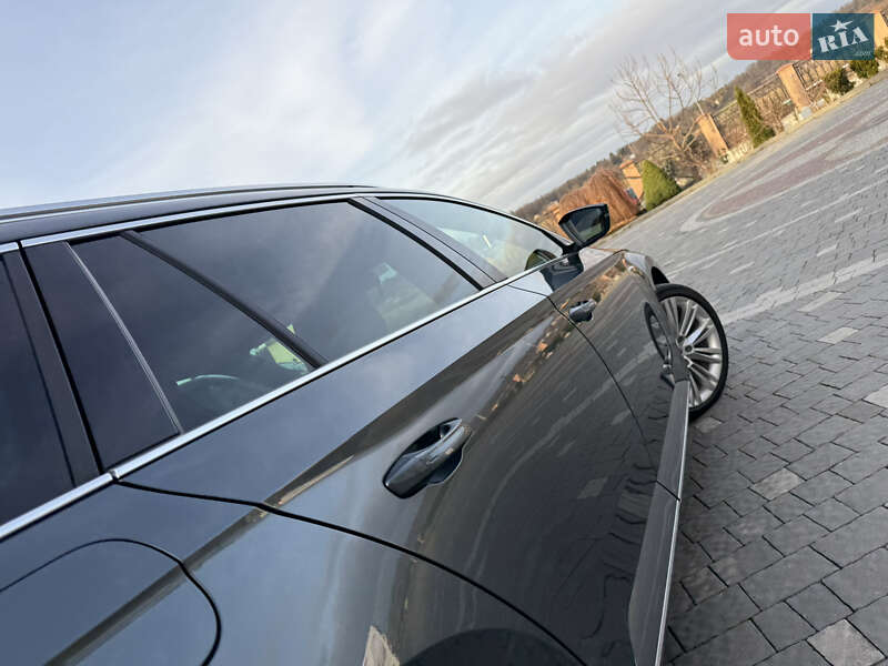 Універсал Skoda Superb 2020 в Дрогобичі