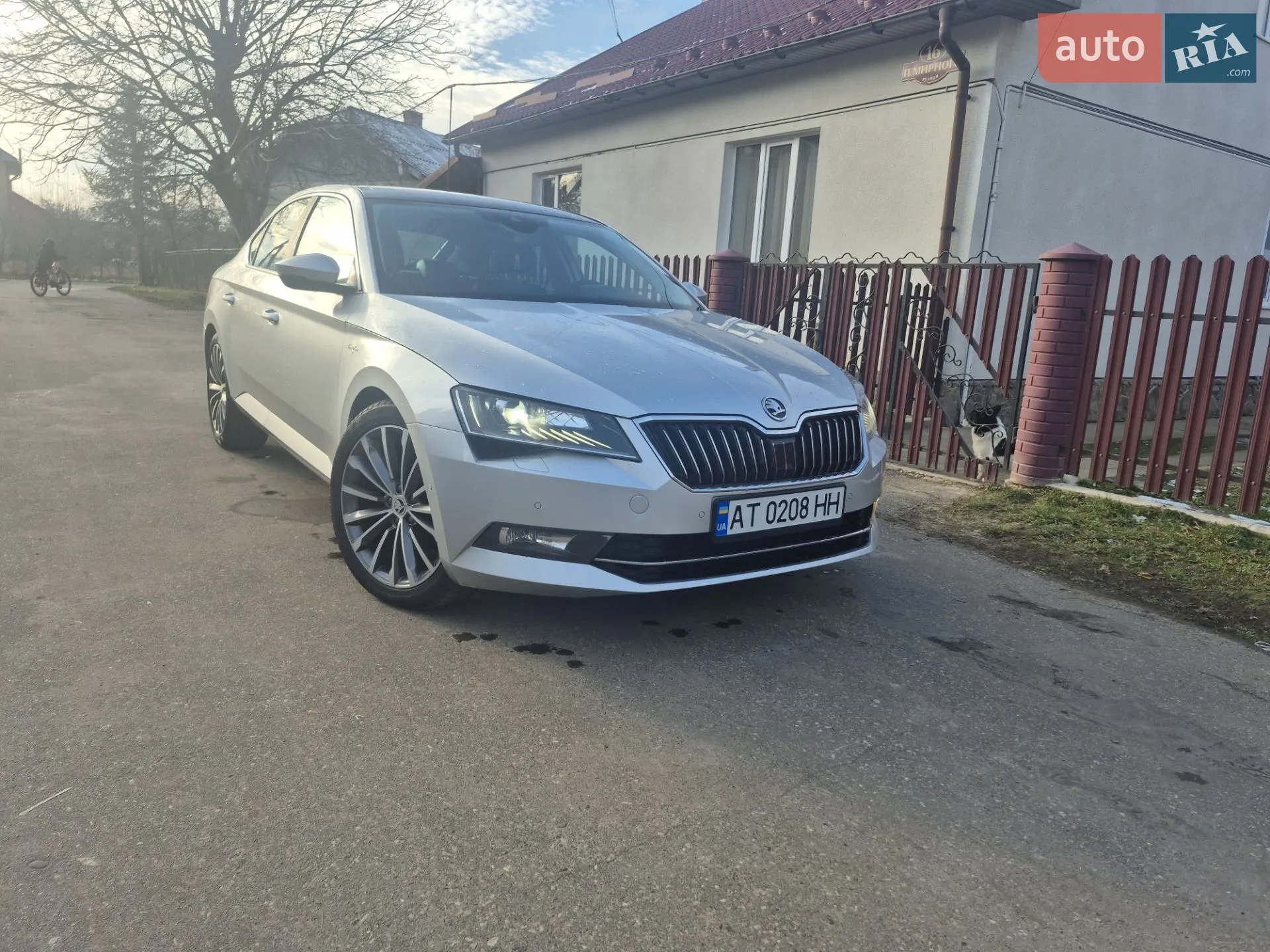 2016 Skoda Superb - мініатюра 13