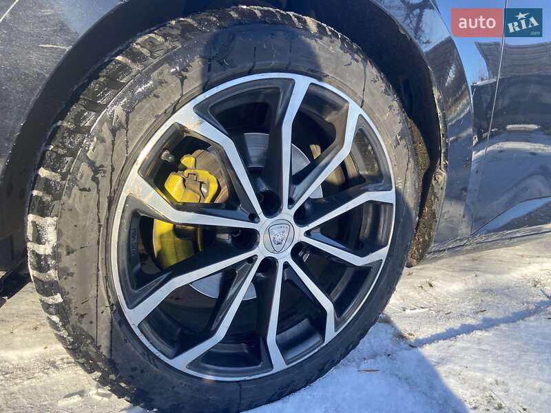 Универсал Skoda Superb 2016 в Отынии фото 30 Универсал Skoda Superb 2016 в Отынии