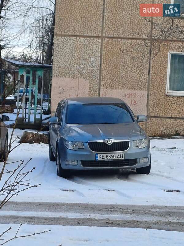 Skoda Superb 2012