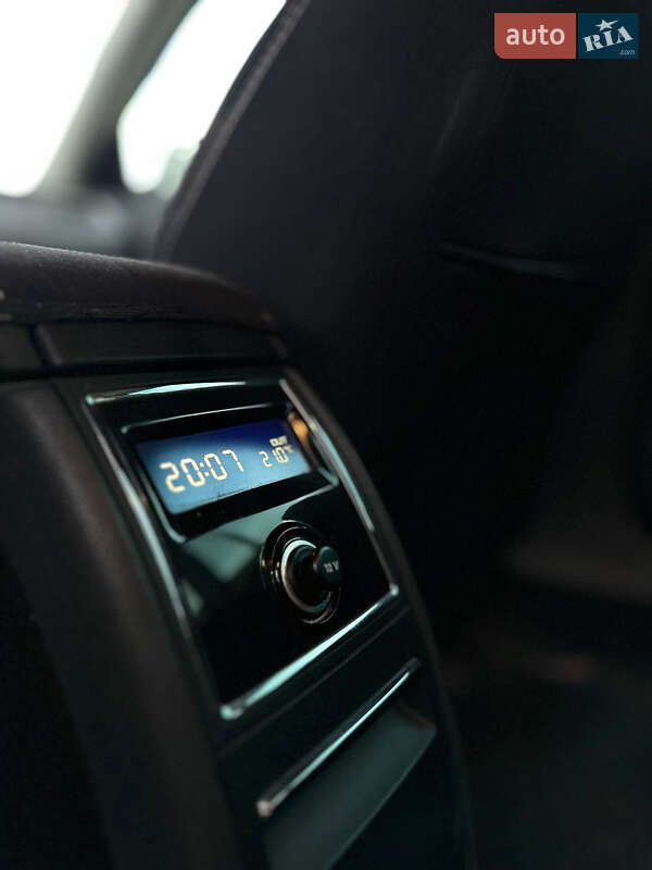 Універсал Skoda Superb 2014 в Іршаві