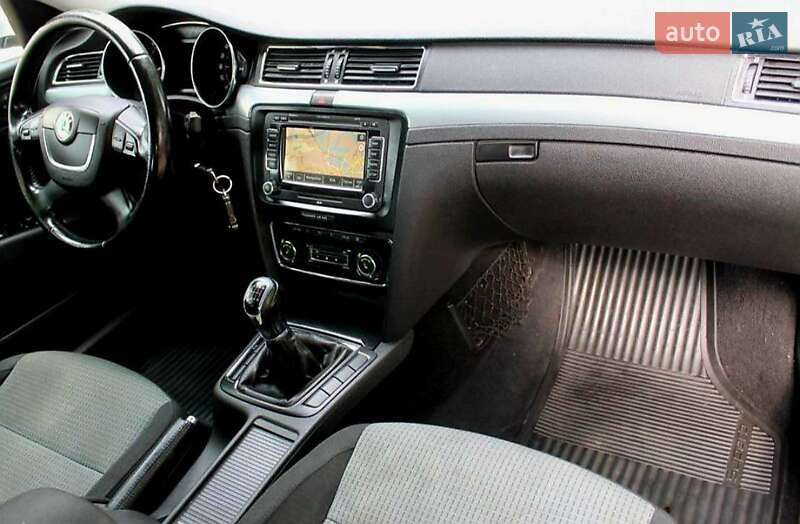 Лифтбек Skoda Superb 2008 в Киеве фото 7 Лифтбек Skoda Superb 2008 в Киеве