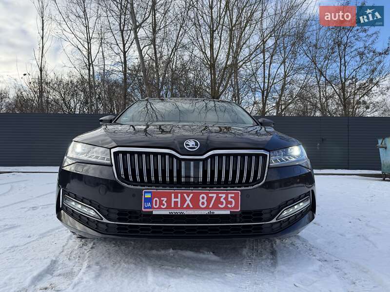 Универсал Skoda Superb 2022 в Луцке