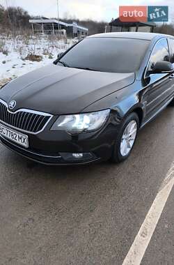 Ліфтбек Skoda Superb 2014 в Львові