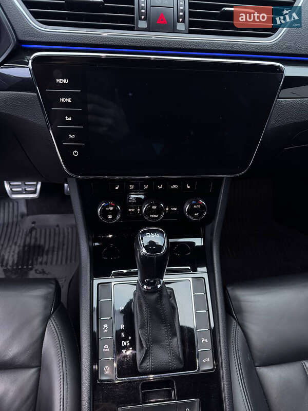 Лифтбек Skoda Superb 2019 в Звягеле