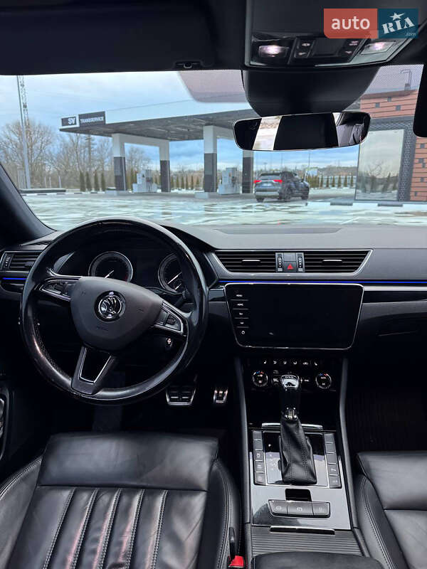 Лифтбек Skoda Superb 2019 в Звягеле