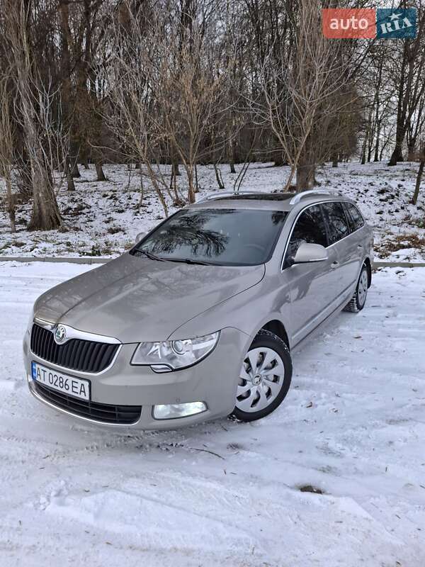 Skoda Superb 2011 Skoda Superb 2011