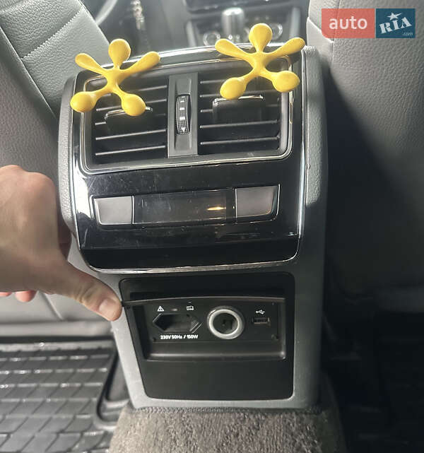 Лифтбек Skoda Superb 2016 в Киеве фото 10 Лифтбек Skoda Superb 2016 в Киеве