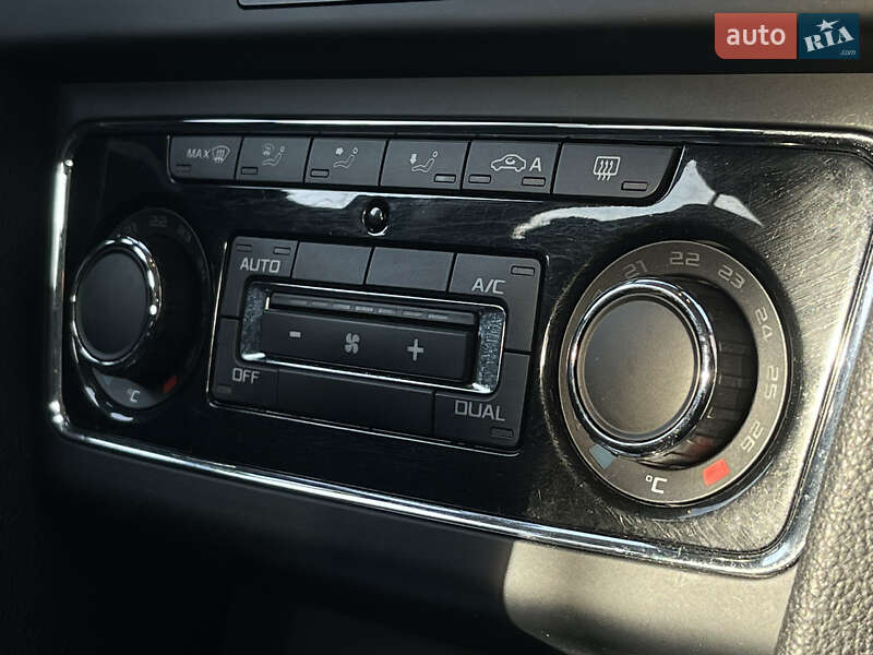 Лифтбек Skoda Superb 2014 в Смыге