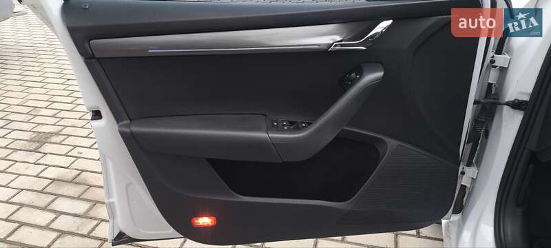 Універсал Skoda Superb 2018 в Мукачевому