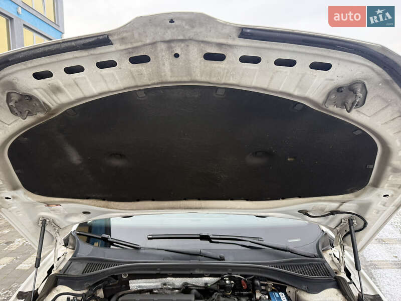 Лифтбек Skoda Superb 2016 в Тячеве