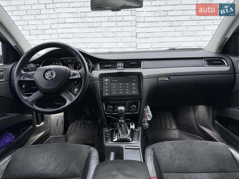 Универсал Skoda Superb 2014 в Киеве