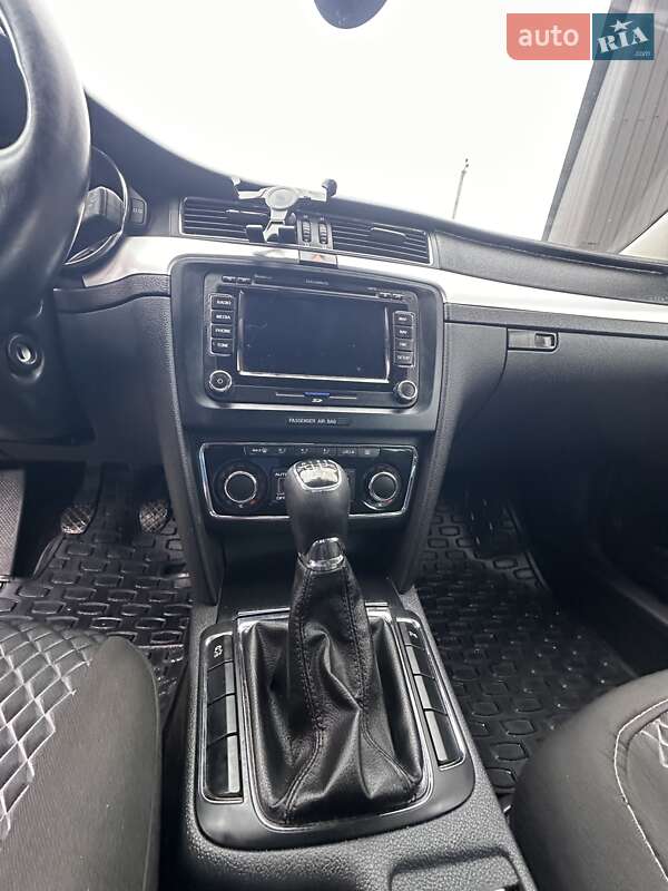 Универсал Skoda Superb 2013 в Тернополе фото 7 Универсал Skoda Superb 2013 в Тернополе