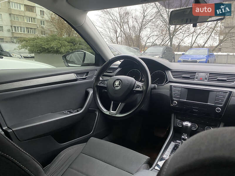 Универсал Skoda Superb 2016 в Днепре